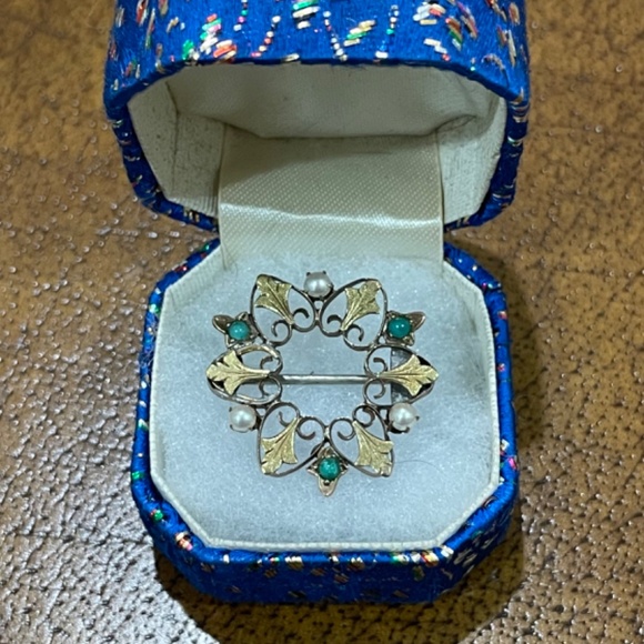 Antique Victorian 10k Yellow Gold Turquoise Pearl Ivy Leaf Wreath Brooch - Picture 6 of 10